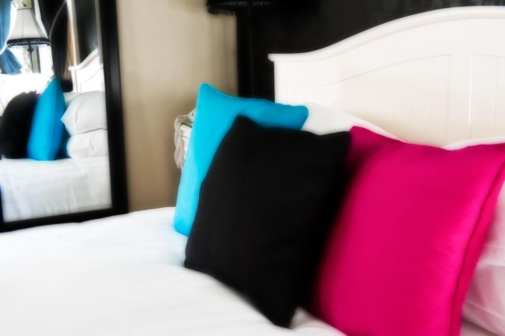 The Grafton Hotel Harrogate Værelse billede Cushions